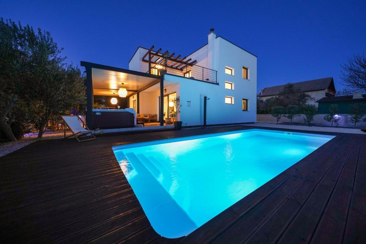Villa Suncica With Heated Pool, Jacuzzi And Bikes Near Zadar Sukošan Zewnętrze zdjęcie