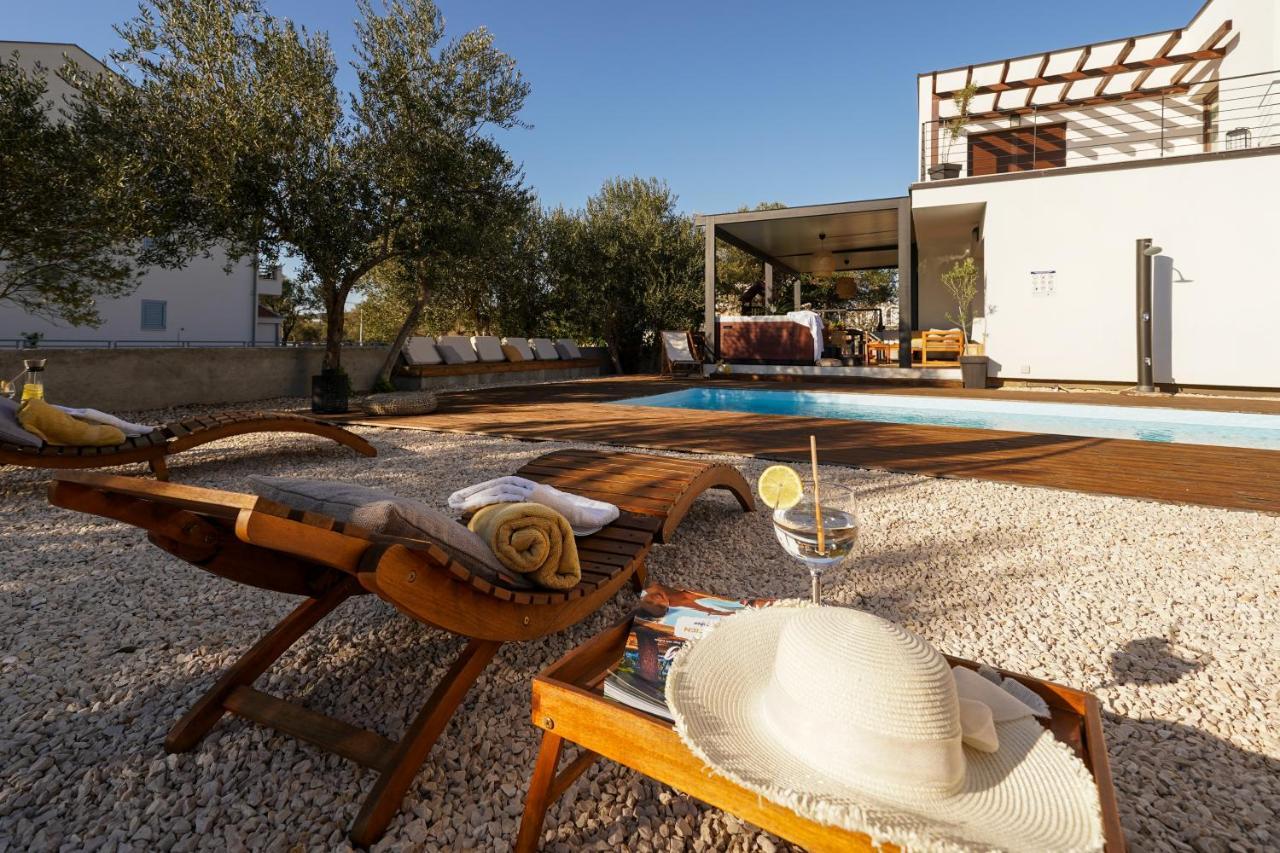 Villa Suncica With Heated Pool, Jacuzzi And Bikes Near Zadar Sukošan Zewnętrze zdjęcie