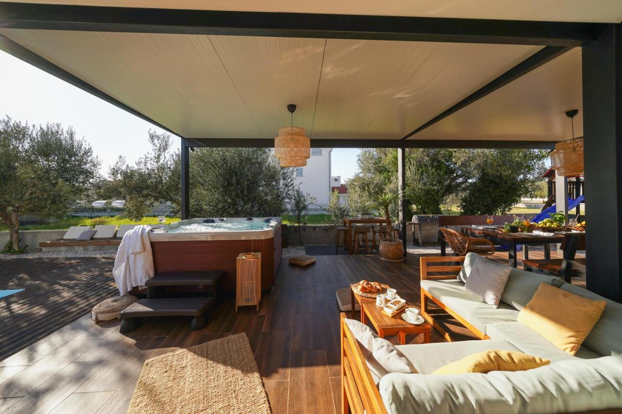 Villa Suncica With Heated Pool, Jacuzzi And Bikes Near Zadar Sukošan Zewnętrze zdjęcie
